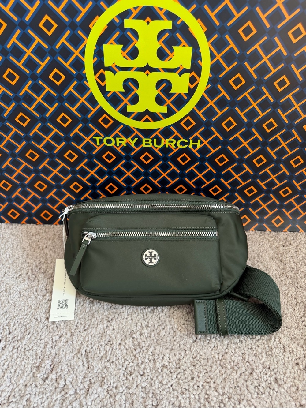 Tory Burch Nylon Belt Bag Crossbody Bag Fanny pack Basil Green